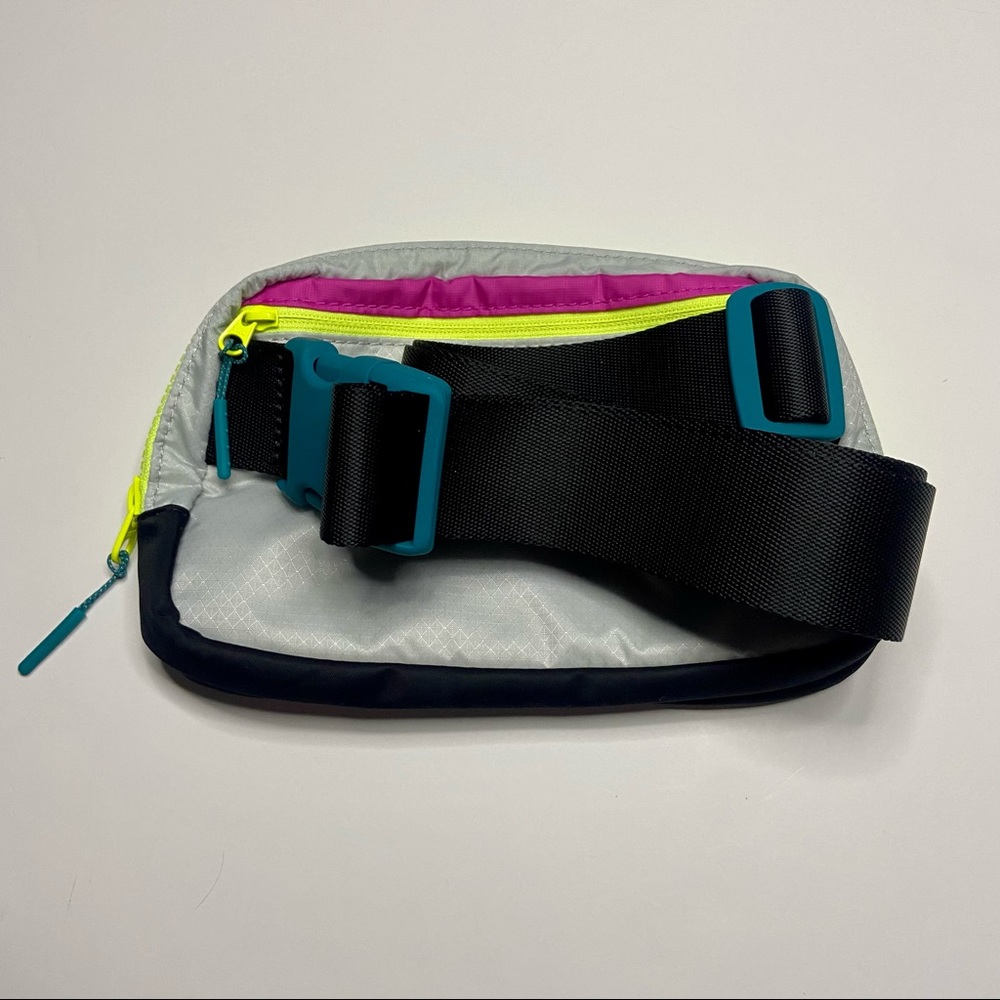 lululemon athletica Pink and Black Crossbody Belt Bag with Neon Trim - Picture 5 of 9